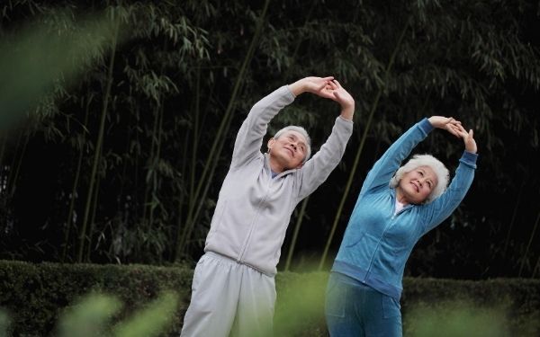 5 Benefits of Being an Active Older Adult | gettingwiser.org